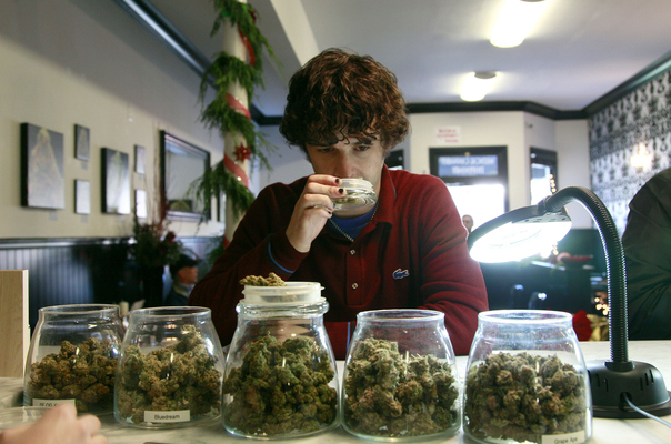 Illinois-Legalization-Marijuana